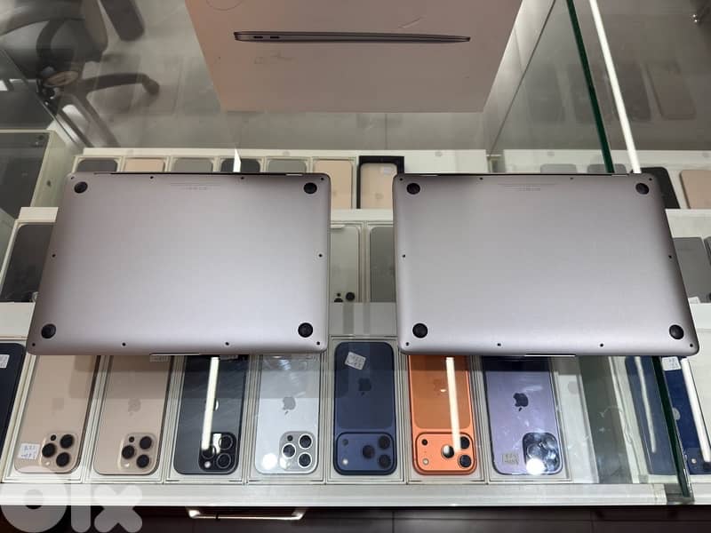 MacBook Air 2019 i5 8Ram Like New 1