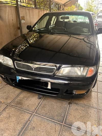 Nissan Sunny 1999