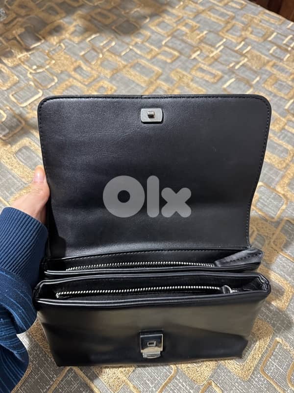 Valentino Black Timeless Bag (100% authentic) 2