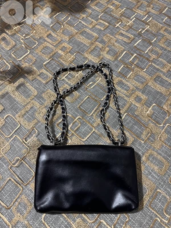 Valentino Black Timeless Bag (100% authentic) 3