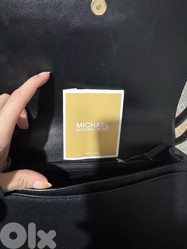 Mickael Kors Bag (100% authentic) 1