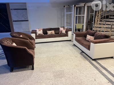 Full living room used like new