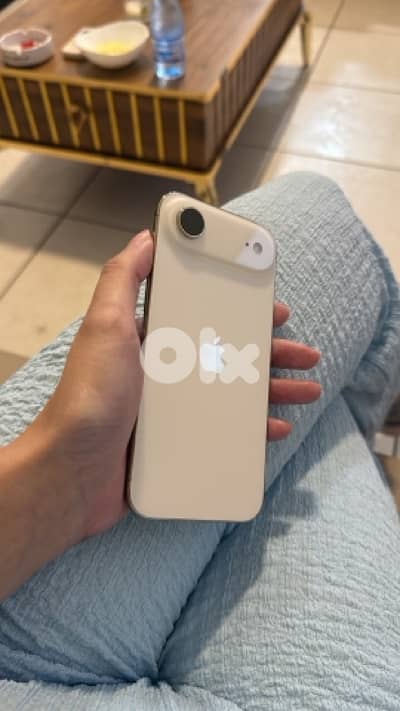 17 Air 256 GB used only 2 months