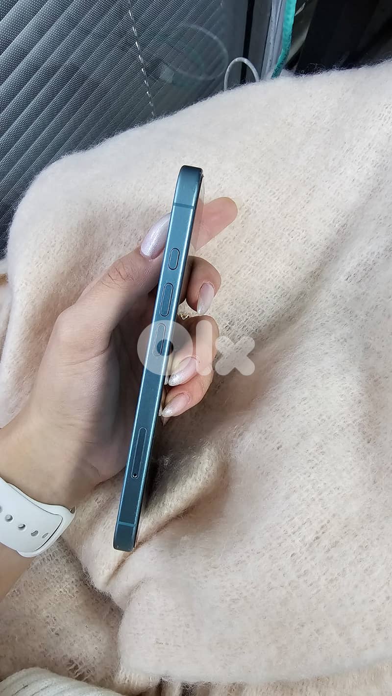 Iphone 16 128gb titanium color 2