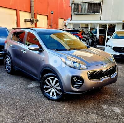 KIA SPORTAGE 2018 EX 2.4 AWD MINT CONDITION  LUXURY EDITION