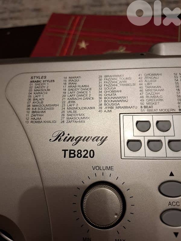 oriantal keyboard for sale brand : Ringway TB820 used but like new 1