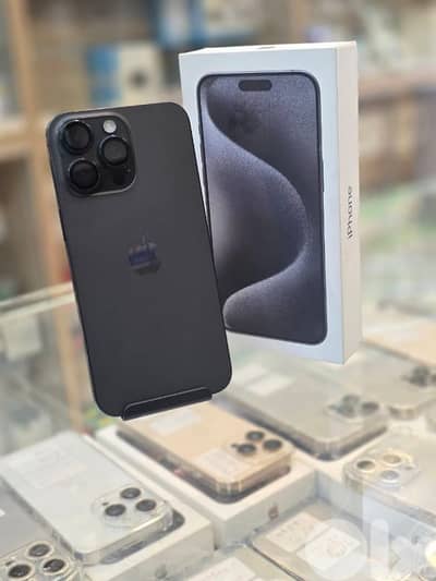 Used 15 pro max 256 gb  552 cycle black