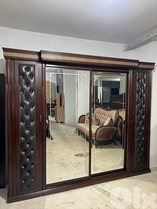 يوجد خدمه توصيل لكل مناطق لبنان 1