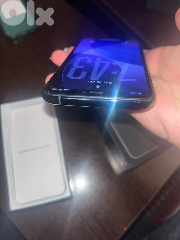 iPhone 11 Pro 220$ 4