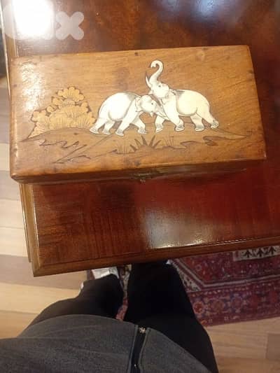 صندوق قطعة رائعة