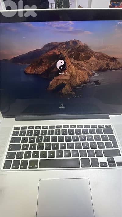 Macbook pro i7 15.4 inch Retina