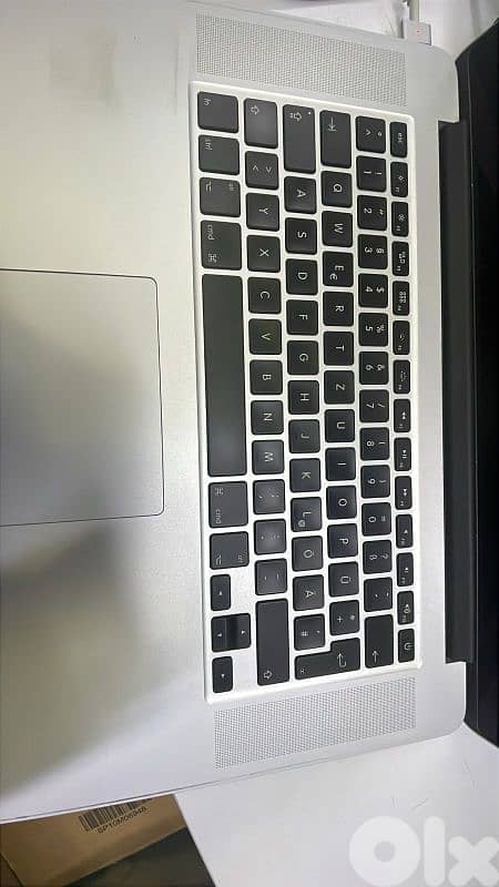 Macbook pro i7 15.4 inch Retina 3