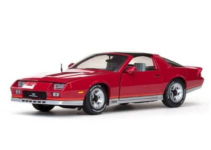 1982 Chevrolet Camaro Z28 diecast car model 1;18.