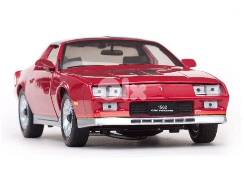 1982 Chevrolet Camaro Z28 diecast car model 1;18. 1