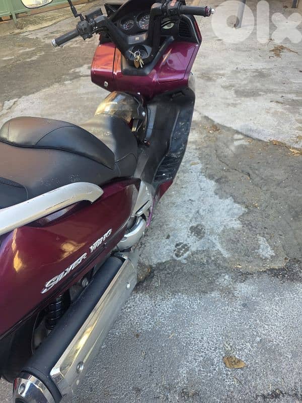 moto sliverwing دهان شركه خارقه 5