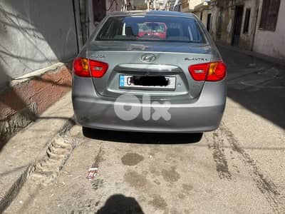 Hyundai Elantra 2011