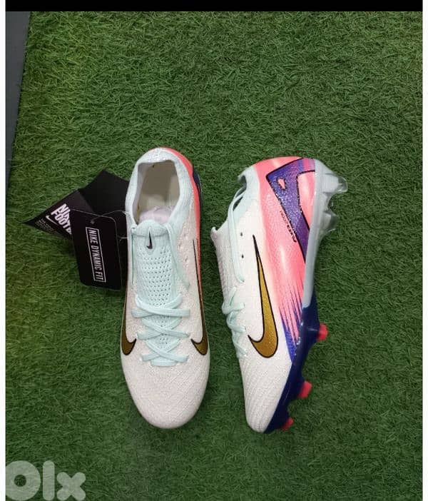 football shoes original nike w adidas w puma احذية كرة قدم فوتبول 6