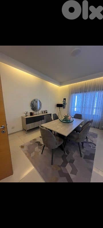 سفره مع ٦ كراسي و ودرسوار