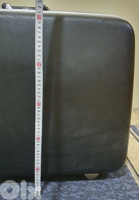 شنطة  سفر  قديم  كتير  نضيف  شبه  جديد  ماركة برنس صانع  تايوان ٣٠ $ 2