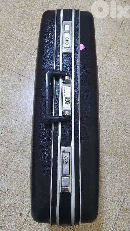 شنطة  سفر  قديم  كتير  نضيف  شبه  جديد  ماركة برنس صانع  تايوان ٣٠ $ 10