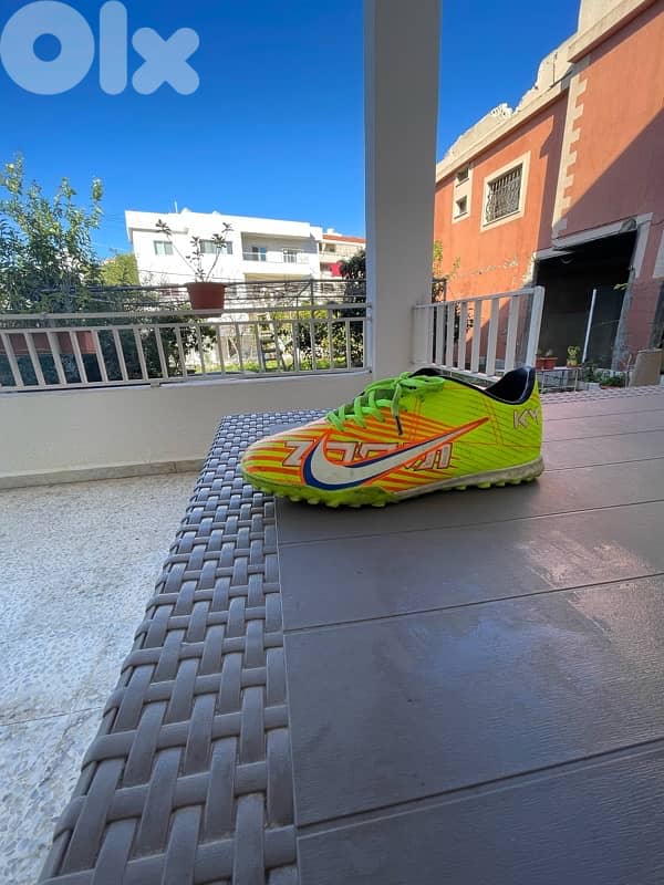 nike football shoes for more info call 76468002 2