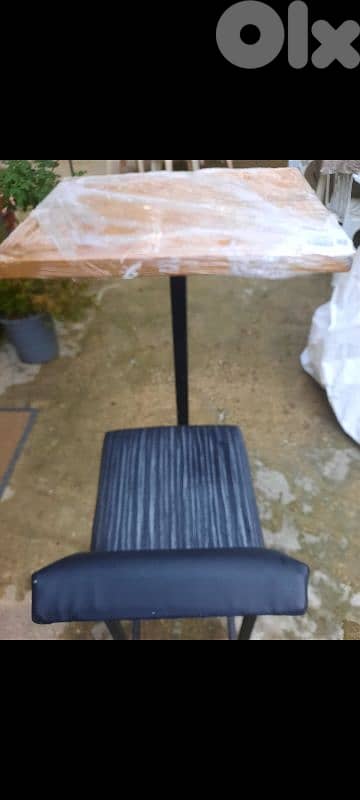 كراسي و طاولات 2