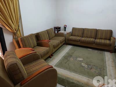 غرفة جلوس للبيع