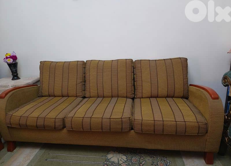 غرفة جلوس للبيع 1