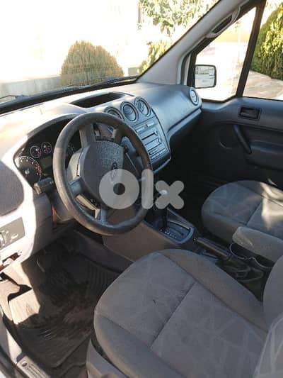 فورد ترانسيت كونيكت 2012