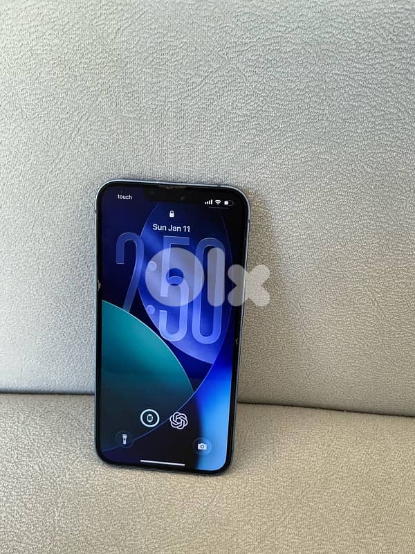 iPhone 13 128GB | Clean | +6 Covers 2