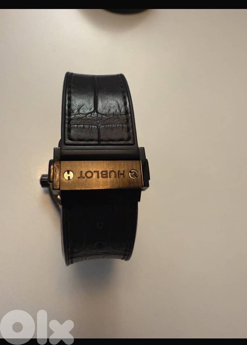 WATCH HUBLOT CLASSIC FUSION BLACK MAGIC 1