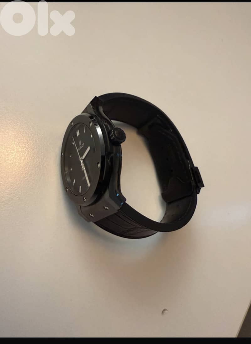 WATCH HUBLOT CLASSIC FUSION BLACK MAGIC 3