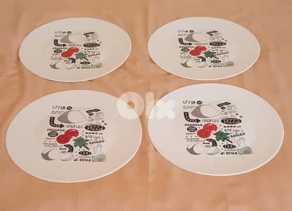 4 pizza plate Bormioli Rocco Ronda  33 CM $ محفور حفر صنع في إسبانيا ٢