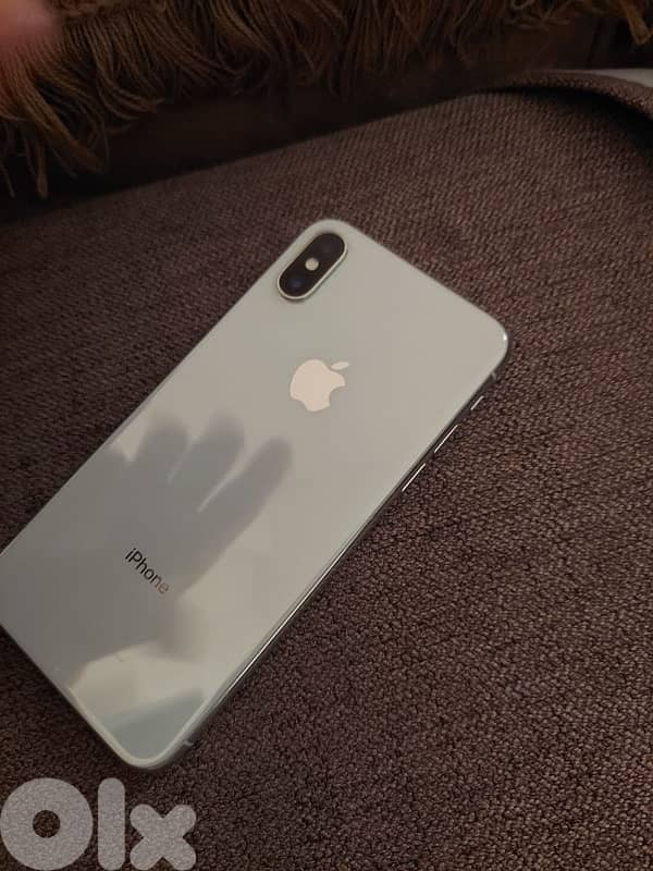 iPhone x 256gb 100$ ma3 airpods 3 4