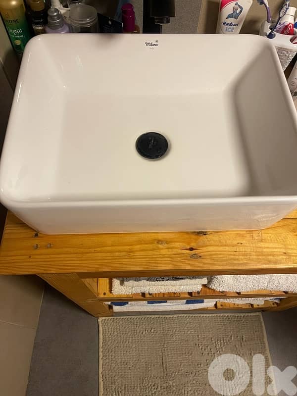 مغسلة Milano مع كابين 4