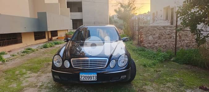 Mercedes-Benz E-Class 2005