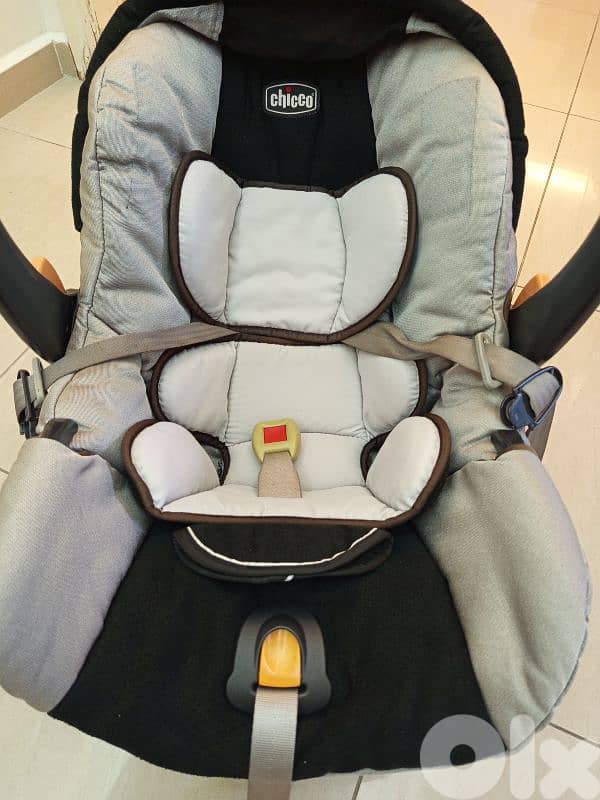 Chicco car seat 4