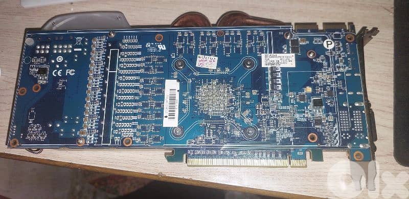 AMD Radeon HD 6970 GPU 1