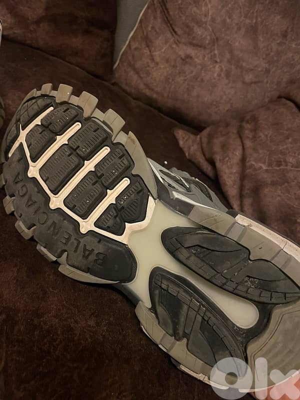 Balenciaga track 2 6