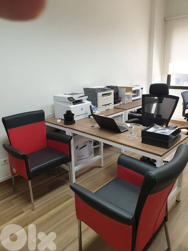 Office Furniture for Sale – Excellent Condition 1