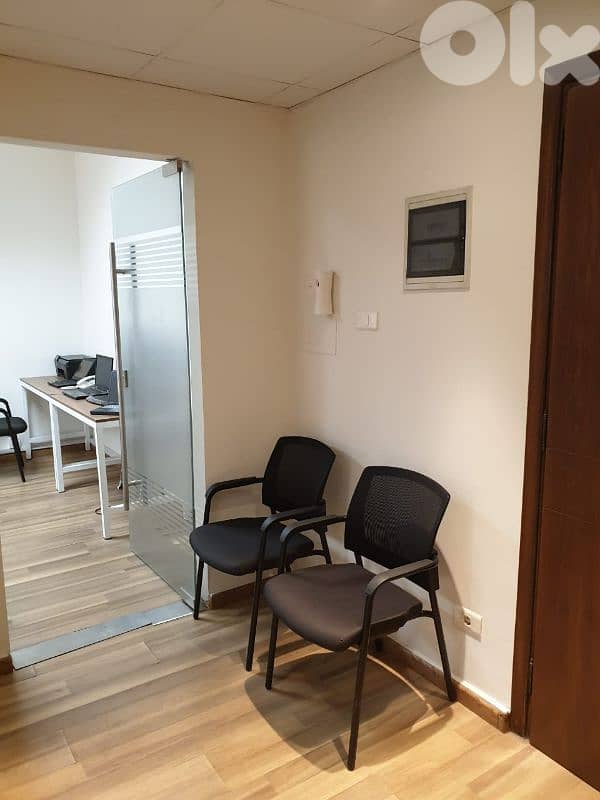 Office Furniture for Sale – Excellent Condition 7