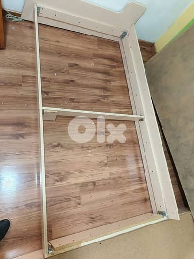 تختين مرتبين