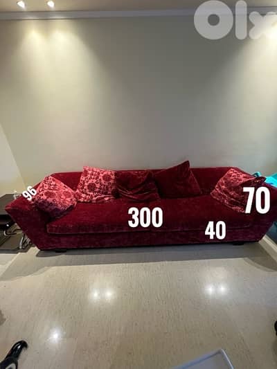 Sofa like brand new (homecity furniture)
