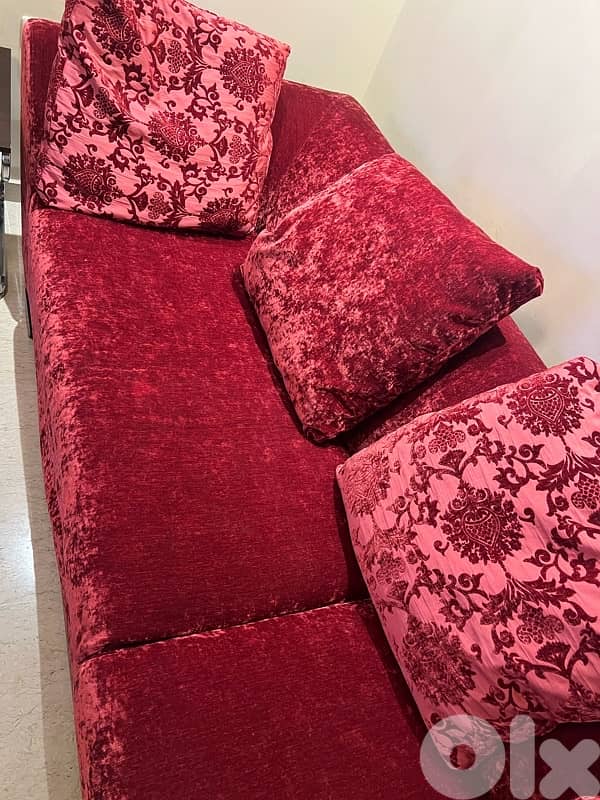 Sofa like brand new (homecity furniture) 3