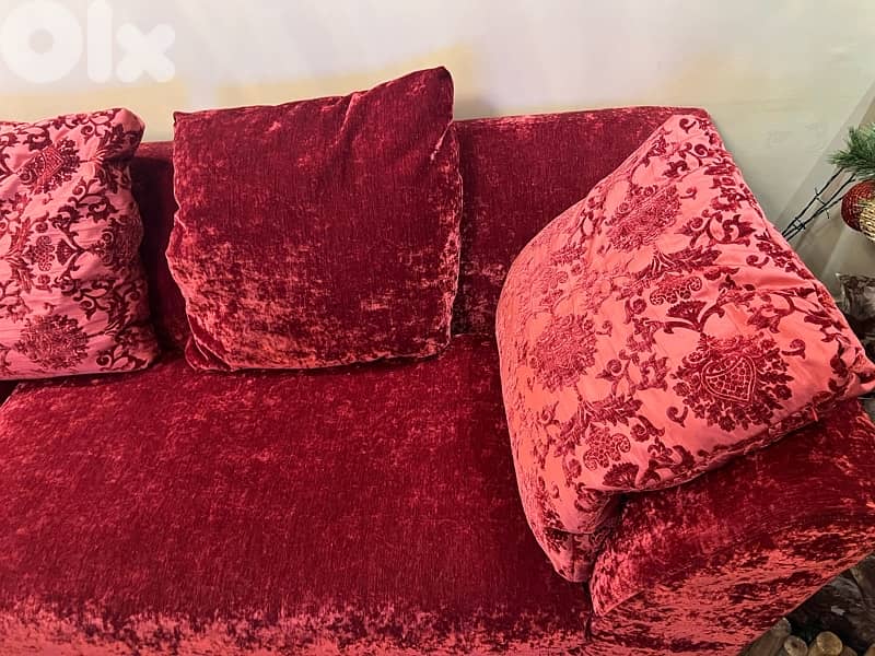 Sofa like brand new (homecity furniture) 5