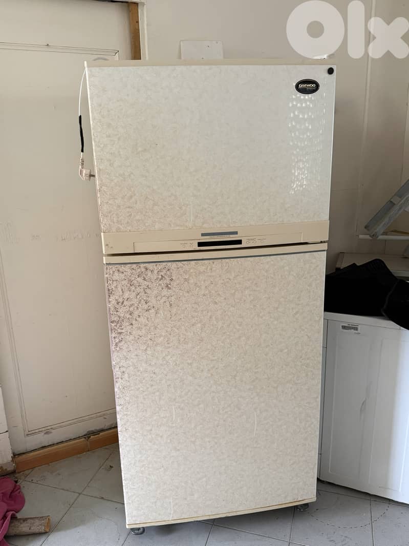 4 pieces - washer dryer jelleye fridge 2