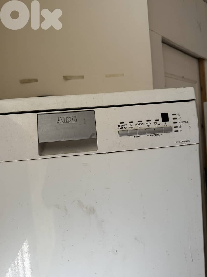 4 pieces - washer dryer jelleye fridge 3