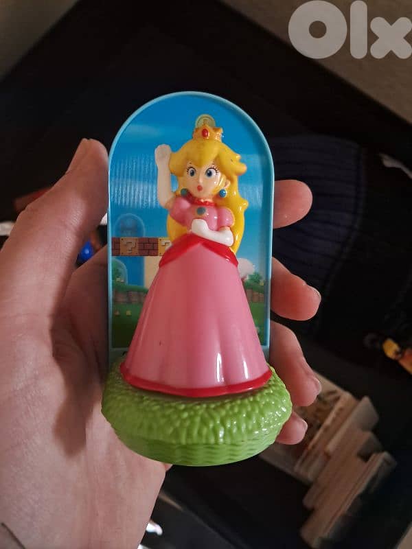 Original Nintendo Mario Figures 1