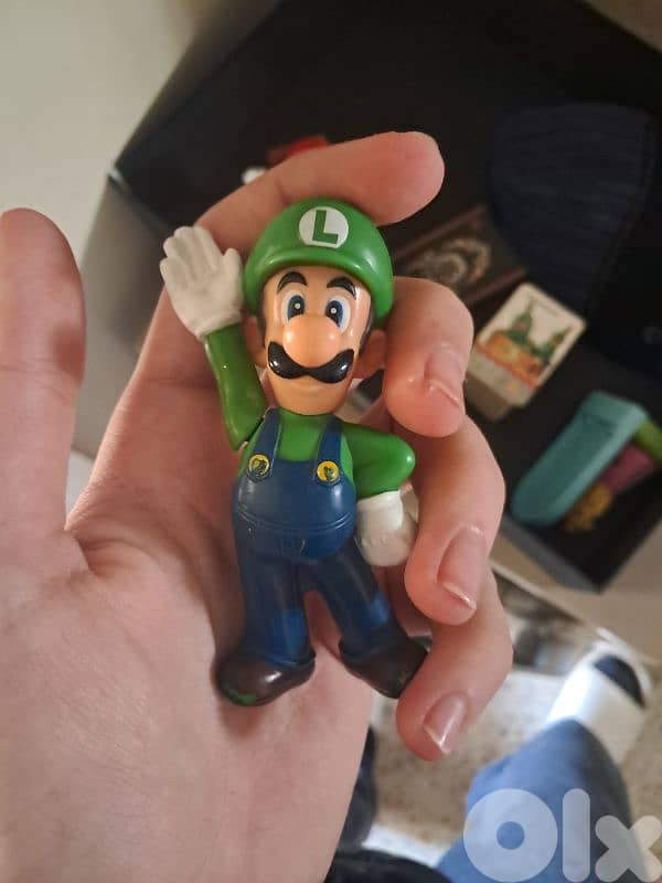 Original Nintendo Mario Figures 2