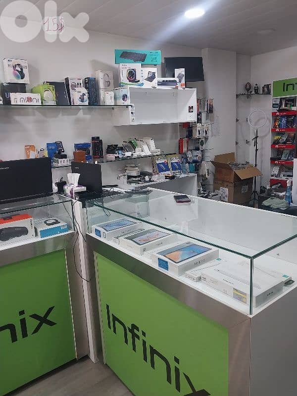 phone shop liquidation 3